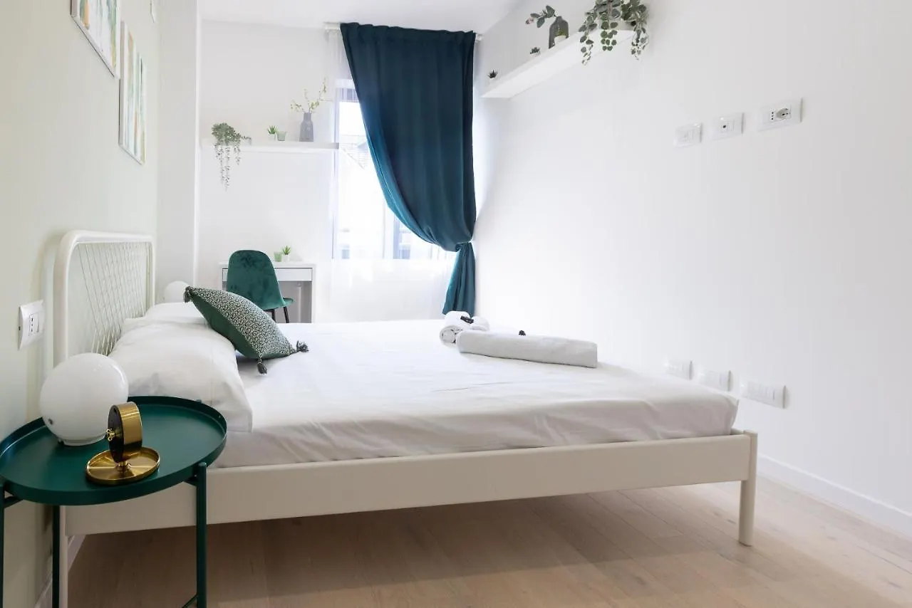 Apartment Arici 15 Milan