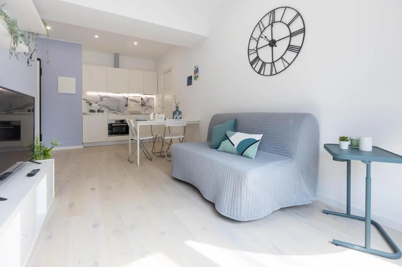 Apartment Arici 15 Milan